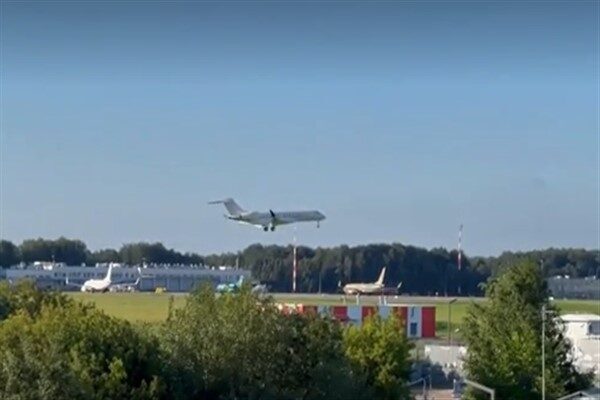 Flightradar24'e göre, Diplomatı taşıyan, Florida'dan havalanan Bombardier Global 7500 tipi