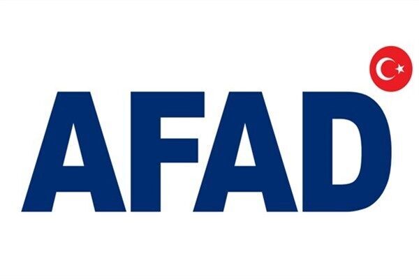 AFAD'dan yapılan açıklamaya göre bugün saat 19.53’te Balıkesir Sındırgı ilçesinde