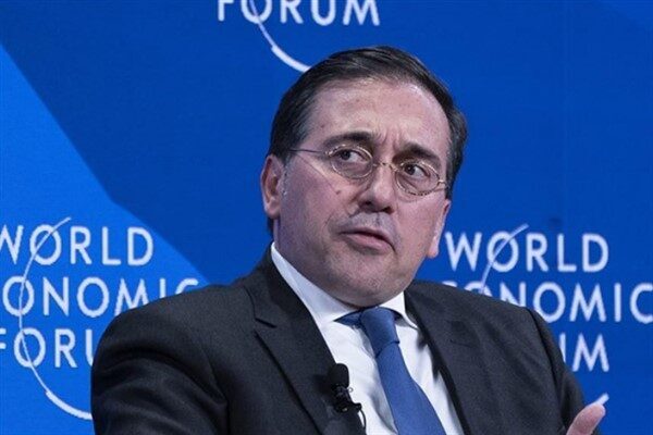 Albares, Azerbaycan Dışişleri Bakanı Ceyhun Bayramov ve Ermenistan Dışişleri Bakanı