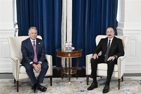 Görüşme öncesinde, Cumhurbaşkanı İlham Aliyev ve Özel Temsilci Steve Witkoff'un