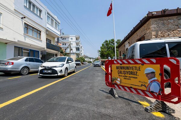 Mersin Büyükşehir Belediyesi tarafından, kent genelinde sürdürdürülen  altyapı ve üstyapı