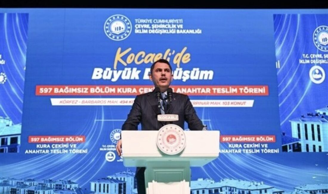 Çevre, Şehircilik ve İklim Değişikliği Bakanı Kurum, Balıkesir’in Sındırgı ilçesinde