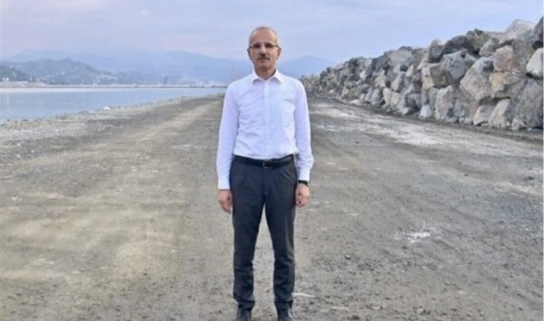 Ulaştırma ve Altyapı Bakanı Uraloğlu, 2 Ağustos 2025 tarihinde İstanbul