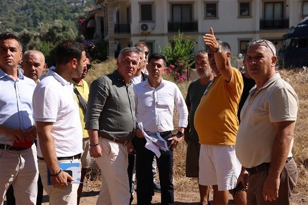 Marmaris Belediye Başkanı Acar Ünlü, mahalle ziyaretleri kapsamında bu kez