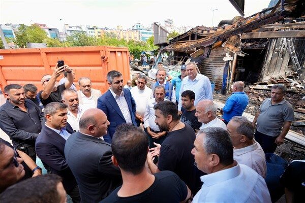 Gerçekleştirilen ziyarette Kartal Kaymakamı Edip Çakıcı, Kartal Belediye Başkanı Gökhan