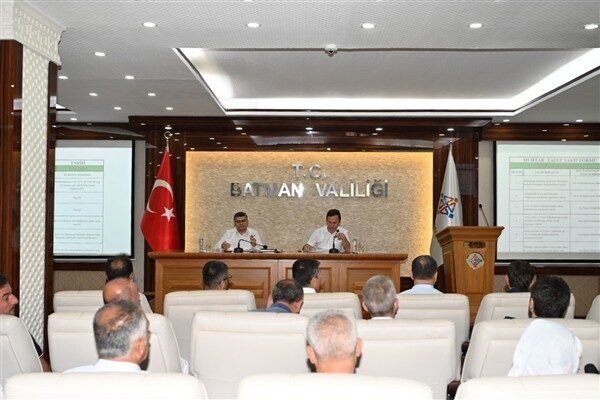 Batman Vali Yardımcısı ve Belediye Başkan Yardımcısı Ekrem Güngör, merkez