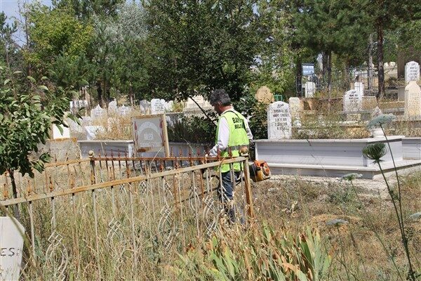 Çalışmalar kapsamında ekipler tarafından belediye mücavir alanı içerisinde yer alan
