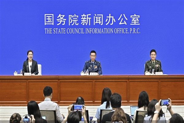 Başkent Beijing’de düzenlenecek askeri geçit töreni için hazırlıkların büyük ölçüde