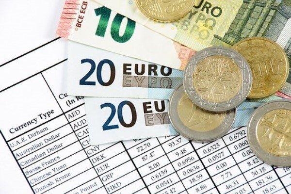 Kamuyu Aydınlatma Platformuna (KAP) yapılan açıklamada, ''FAVÖK marjı 30.06.2024'de yüzde