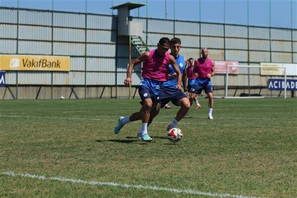 Çaykur Rizespor, RAMS Başakşehir maçının ileri bir tarihe ertelenmesi nedeniyle