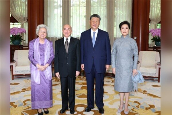 Çin Cumhurbaşkanı Xi Jinping ve eşi Peng Liyuan, başkent Beijing'de
