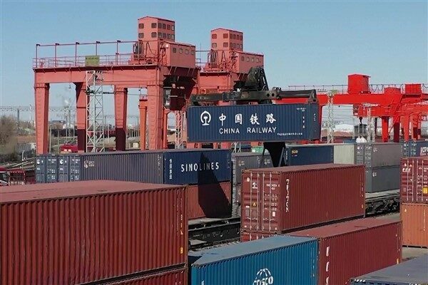 Çin ile Avrupa ülkeleri arasındaki yük treni seferlerinin sayısı artmayı