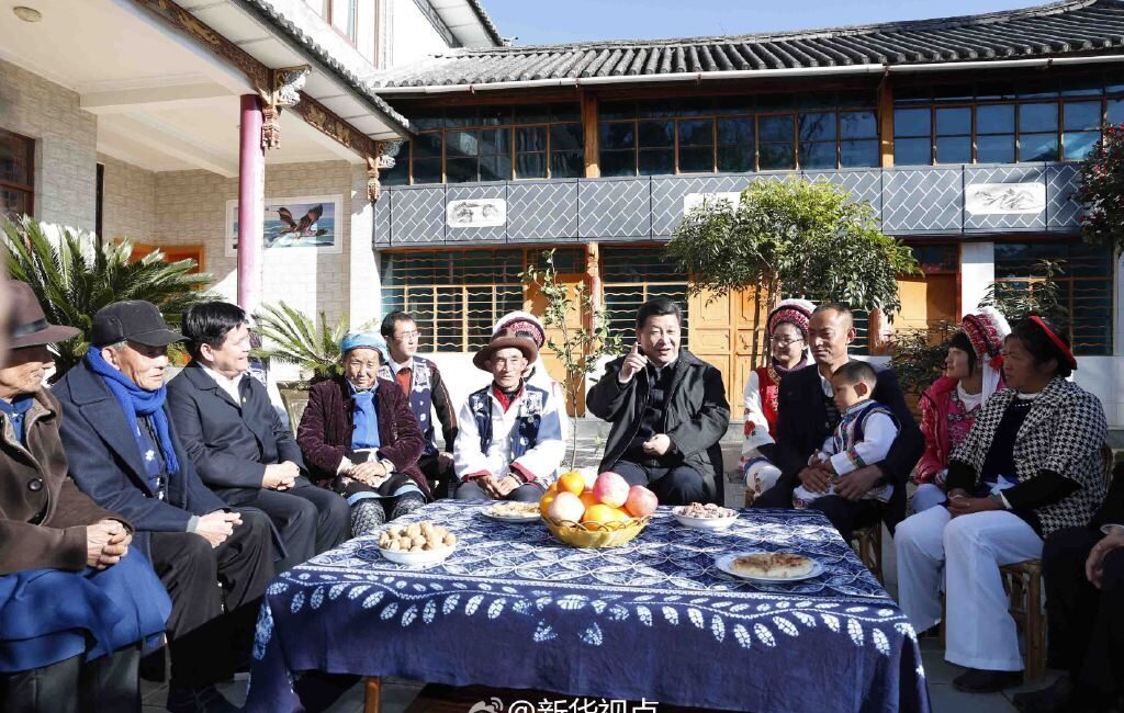 CGTN muhabiri Seçil Dong, Çin’in Yunnan eyaletinde bulunan platonun incisi olarak