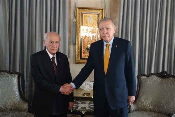 Cumhurbaşkanı Erdoğan, Ahlat'ta MHP Genel Başkanı Devlet Bahçeli ile bir