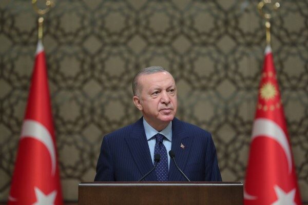 Cumhurbaşkanı Erdoğan'ın konuşmasından bazı satır başları şöyle: "Savunma sanayiimizin en
