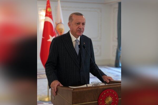 Görüşmede, Türkiye-Pakistan ikili ilişkilerinin yanı sıra bölgesel ve küresel gelişmeler