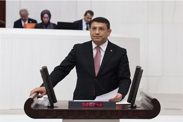 DEVA Partisi Genel Başkan Yardımcısı ve Ankara Milletvekili İdris Şahin,