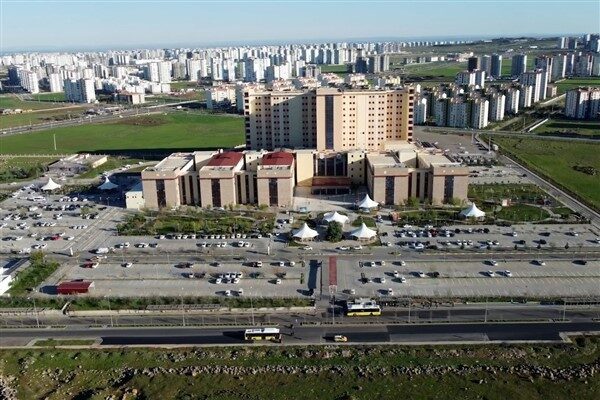 Temmuz ayında yapımına başlanan proje kapsamında 60 yeni yoğun bakım