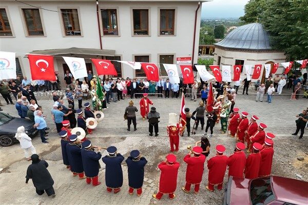 Düzce Belediye Başkanı Dr. Faruk Özlü’nün, şehir kimliğini yeniden inşa