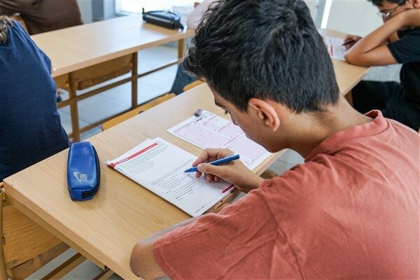Yeni dönemde özellikle 8. sınıf öğrencileri için düzenlenen sınavla, öğrencilerin