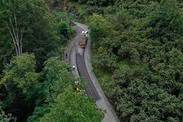 İlk etapta alt yapı çalışmaları tamamlanan 3.2 km’lik kısımda asfalt
