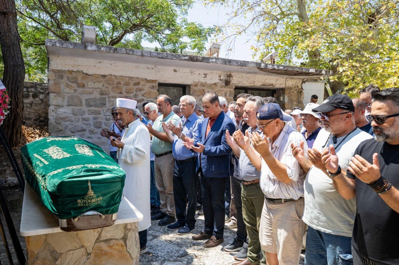İzmir Büyükşehir Belediye Başkanı Dr. Cemil Tugay, Cumhuriyet Halk Partisi