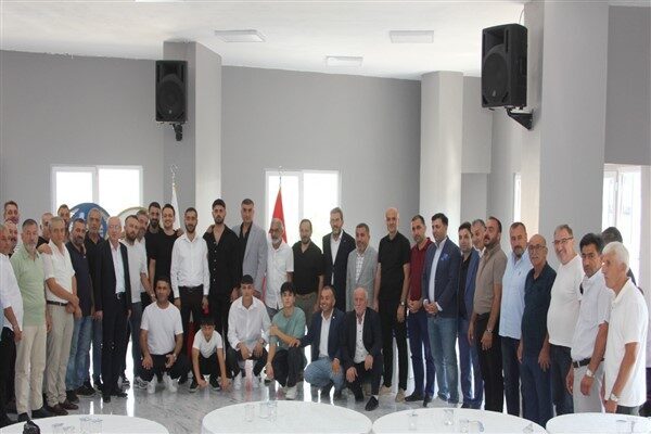 Gerçekleşen toplantıda divan kurulu başkanlığını Erzurum Federasyon Başkanı Savaş Albayrak