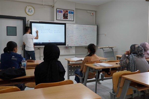 Kültür ve Sosyal İşleri Müdürlüğü, üniversite sınavına hazırlanan öğrenciler için