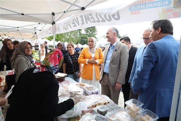 Şenlikte bu yıl yaklaşık 150 stant yer aldı. Kültür Park