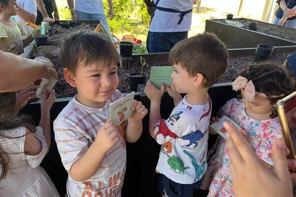 İzmir Büyükşehir Belediyesi, doğa, ekosistem ve toprak bilincini her yaş