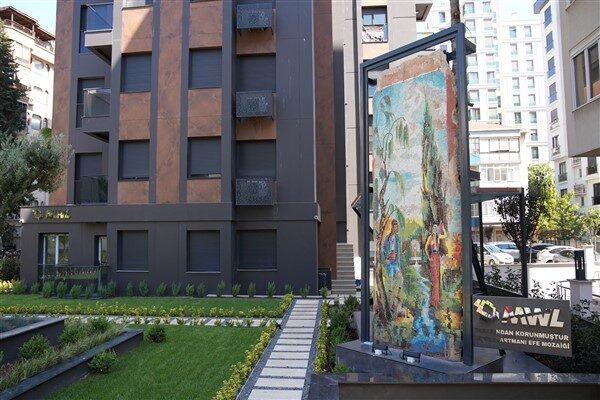 Kadıköy Belediyesi, ilçedeki binaların yenilenmesi sürecinde mimari değer taşıyan süsleme