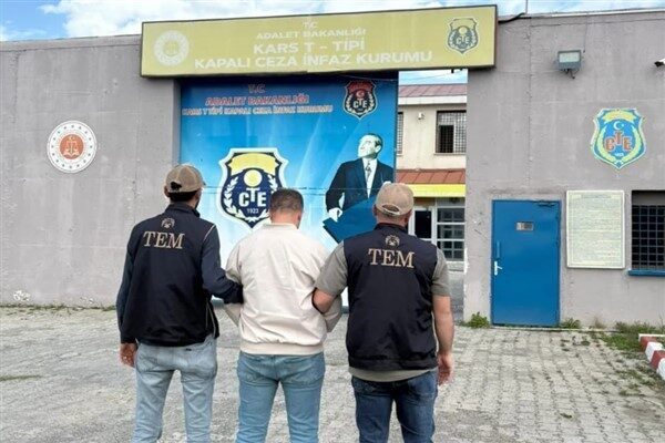 İl Emniyet Müdürlüğü Terörle Mücadele Şube Müdürlüğü ekiplerince, FETÖ/PDY Silahlı