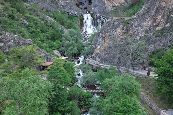 Kayseri Büyükşehir Belediyesi tarafından  Yahyalı ilçesindeki Kapuzbaşı, Göksu, Yeşilköy ve