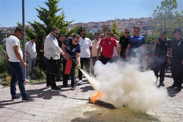 Keçiören Belediyesi Afet Koordinasyon Merkezi (AKOM) çatısı altında düzenlenen eğitim,