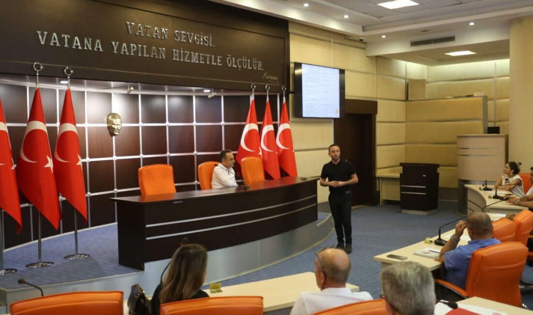 Çalışanlarının sağlığını ve güvenliğini önceleyen eğitim çalışmalarına aralıksız devam eden