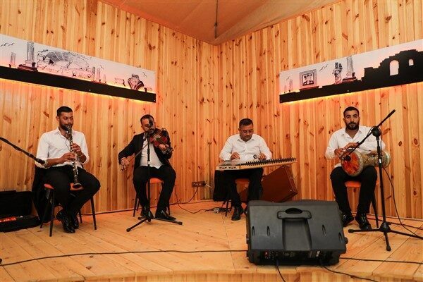 Düzce Belediyesi, bölgeye ilgiyi artırmak amacıyla “Fasıl Geceleri” etkinliğini başlattı.