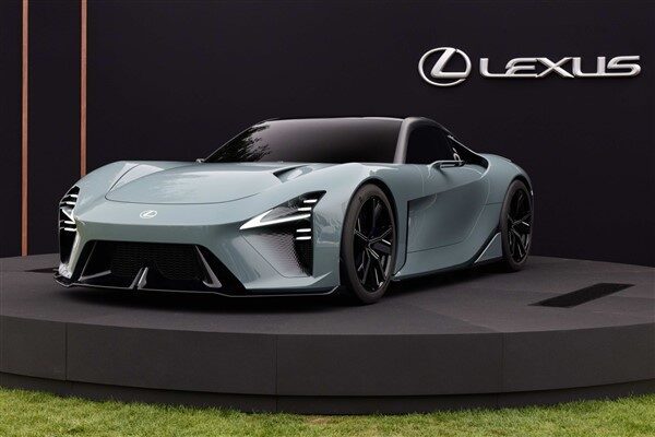 Kaliforniya, Carmel’de düzenlenen The Quail etkinliğinde Lexus Sport Concept aracını