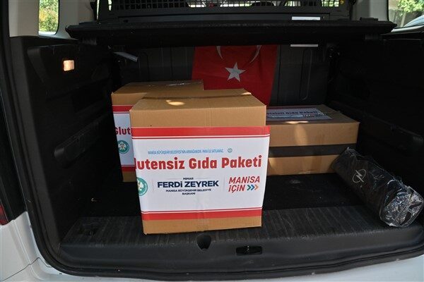 Büyükşehir Belediyesi tarafından hazırlanan gıda kolilerinde hastaların ihtiyaç duyduğu besin
