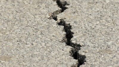 Boğaziçi Üniversitesi Kandilli Rasathanesi ve Deprem Araştırma Enstitüsü (KRDAE) verilerine