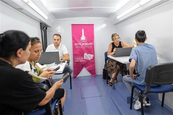 Ağustos ayı boyunca haftada 2 gün Buca Hasanağa Bahçesi’nde bulunacak