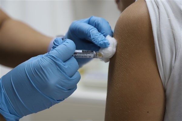 Önemli bir halk sağlığı sorunu olan HPV (İnsan Papilloma Virüsü)