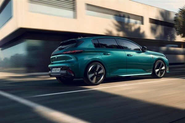 Avrupa C hatchback ve station wagon segmentinde önemli bir oyuncu
