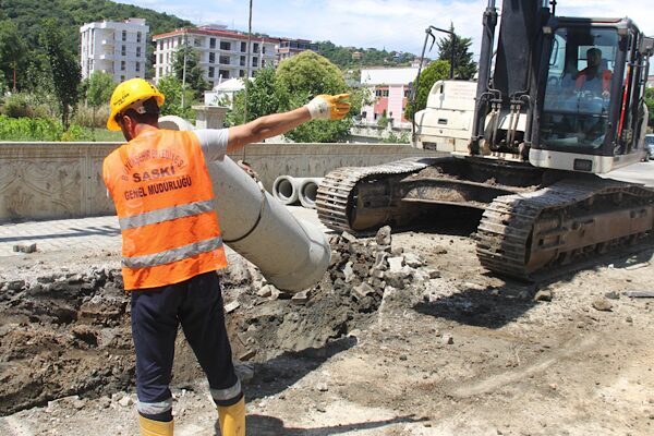 Samsun Büyükşehir Belediyesi yetkilileri, Tekkeköy ilçesinde 22 mahalleyi besleyen içme