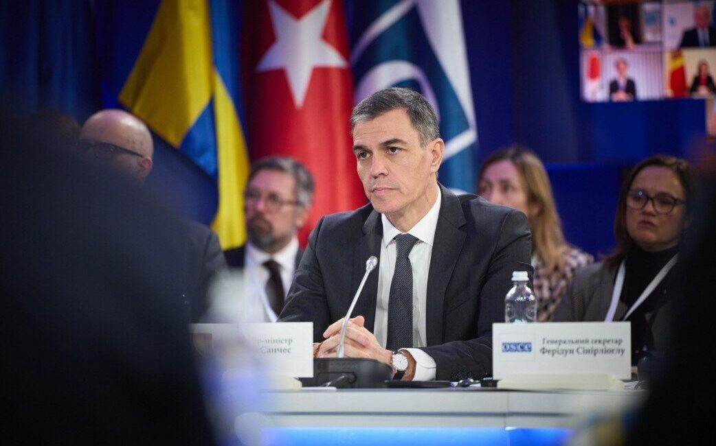 İspanya Başbakanı Sanchez, yangınla mücadele için tüm devlet kaynaklarının seferber