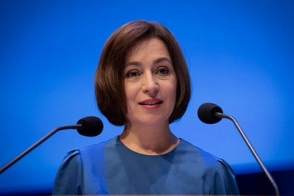 Moldova Cumhurbaşkanı Maia Sandu, ülkesinin Ukrayna’ya olan desteğini bir kez