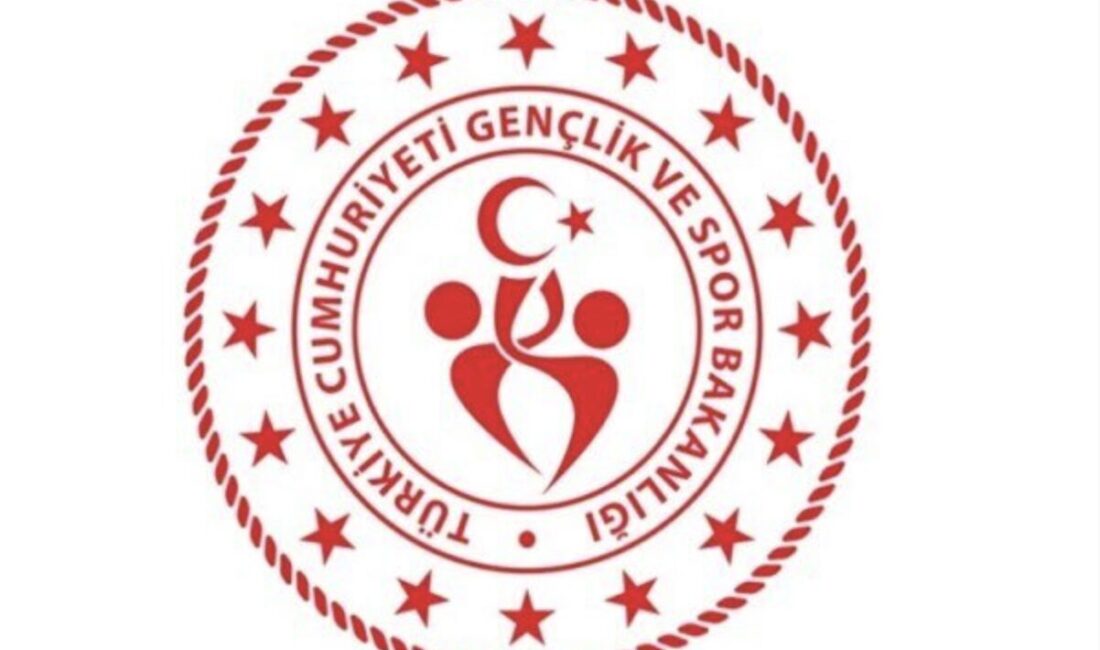 Sinop’ta Gençlik ve Spor Bakanlığı’na bağlı Gençlik Merkezi gönüllüleri, domates