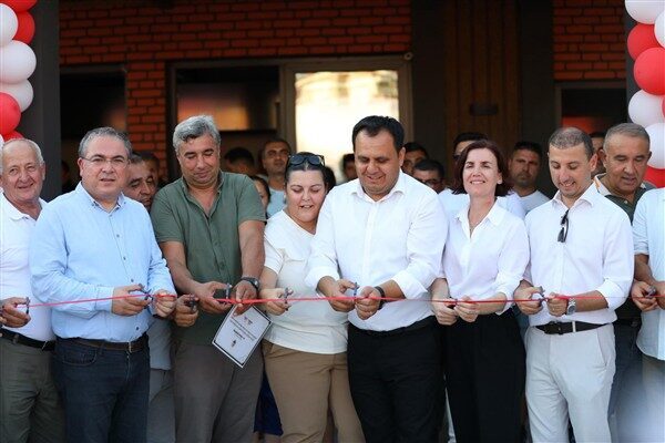 Söğütlüyurt Mahallesi Cengizhan Caddesi’nde bulunan Söğütlüyurt Ayyıldız Halkevi’nin açılış programına