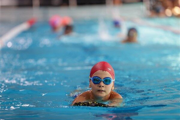 İlçede yaşayan 5-12 yaş arasındaki çocukların faydalanabildiği dersler, uzman antrenörler