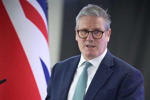 İngiltere Başbakanı Keir Starmer, uzun süredir Britanya halkının iflas etmiş