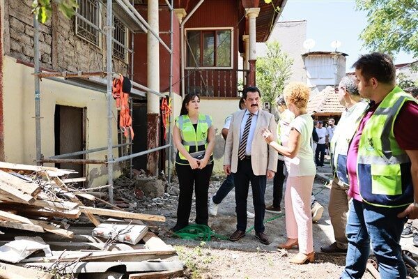 Pamukkale Belediye Başkanı Ali Rıza Ertemur, 20. yüzyılın başlarında inşa